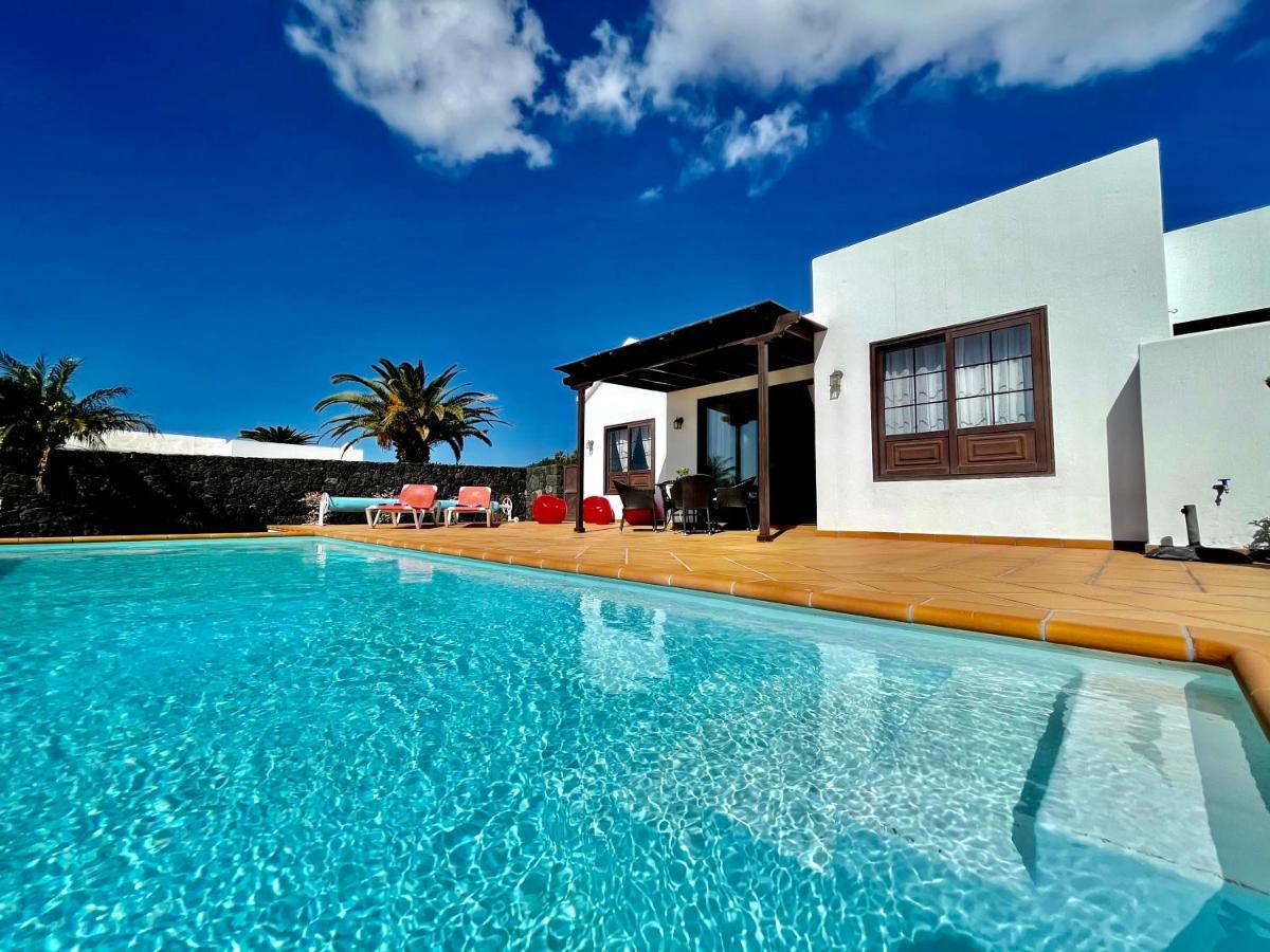 Villa Pilar Playa Blanca  Exterior photo